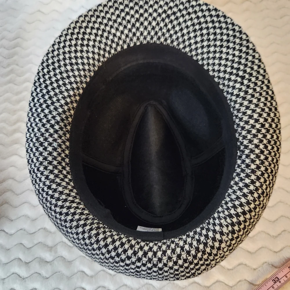 Black & White Houndstooth 